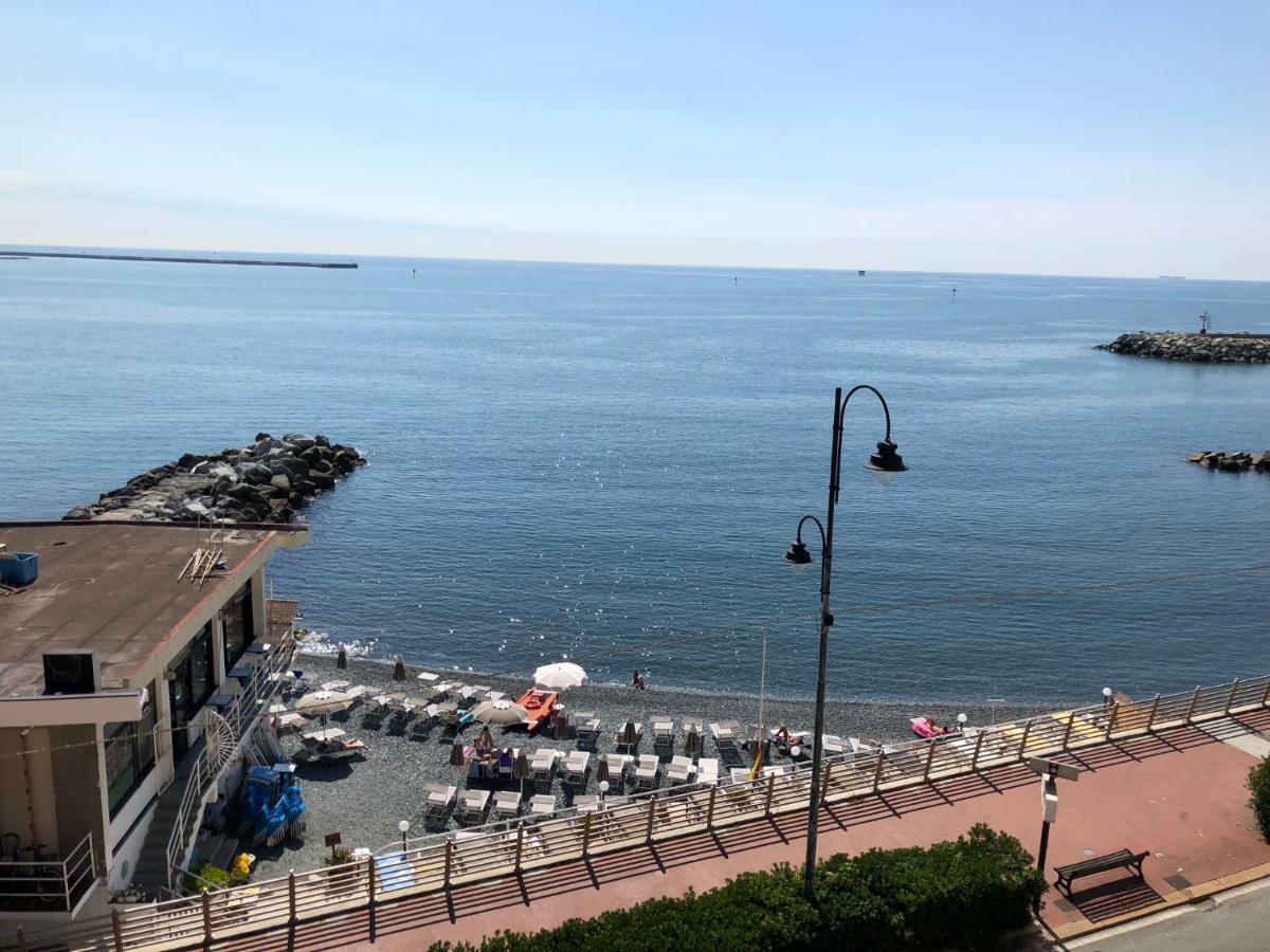 La Casetta Di Dory Sul Mare Genoa Exterior photo